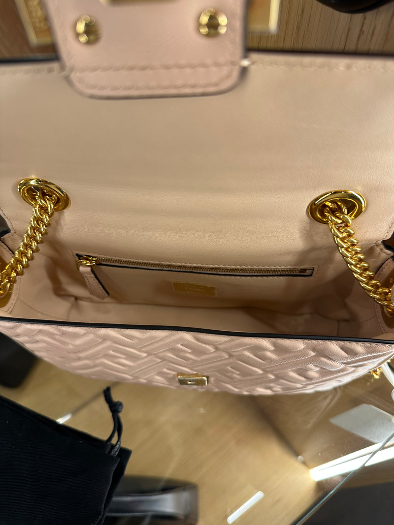 BORSA FENDI Baguette Chain Midi Borsa in nappa CIPRIA NUOVA CON PELLICOLE