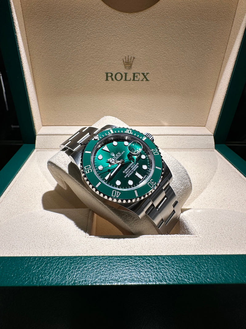 ROLEX SUBMARINER 116610LV HULK